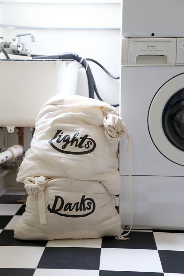 printable_lights_darks_laundrybags1 Say Yes